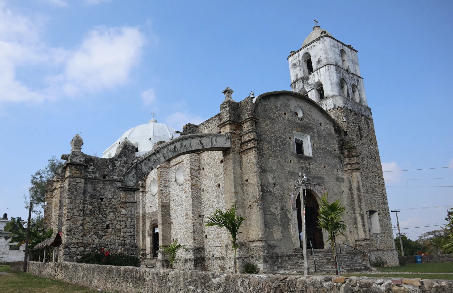 Parroquia de Santiago Apóstol en Álamo