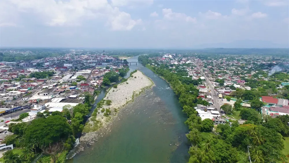 Río Cazones en Tihuatlán