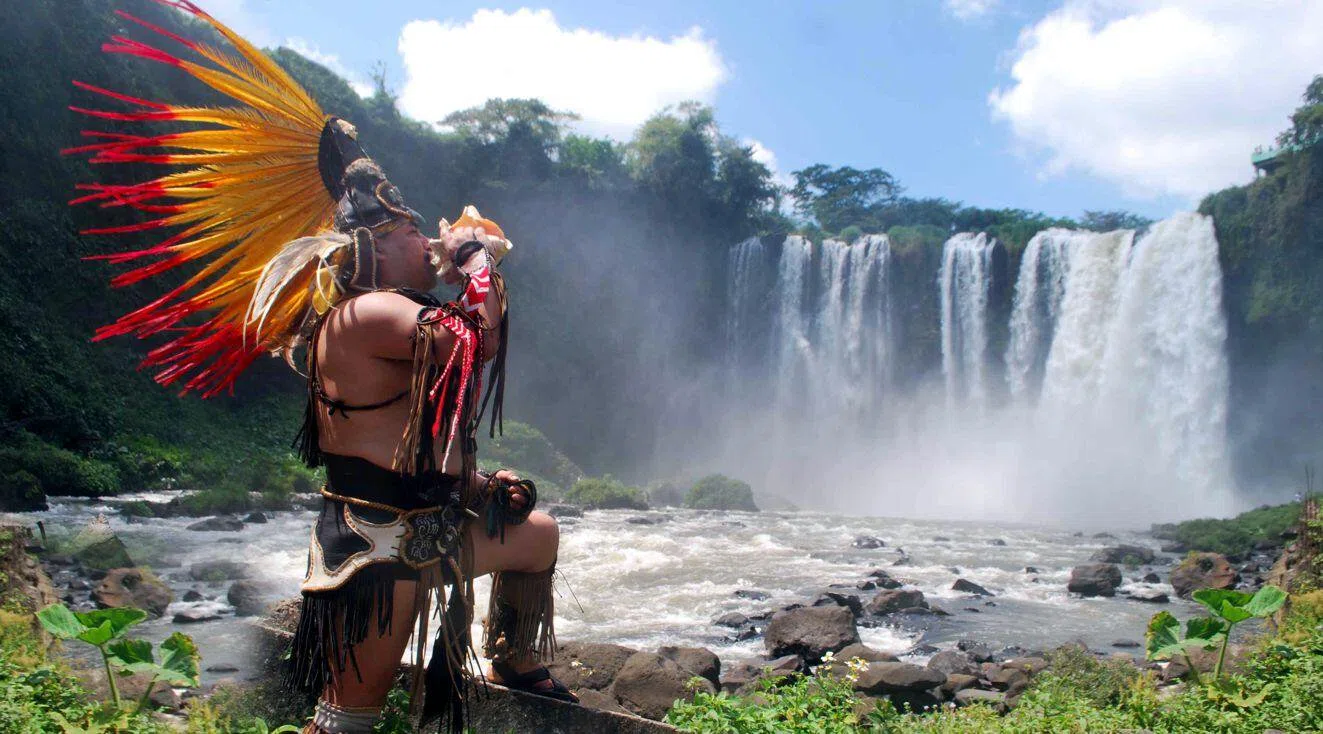 Guía para visitar el Salto de Eyipantla