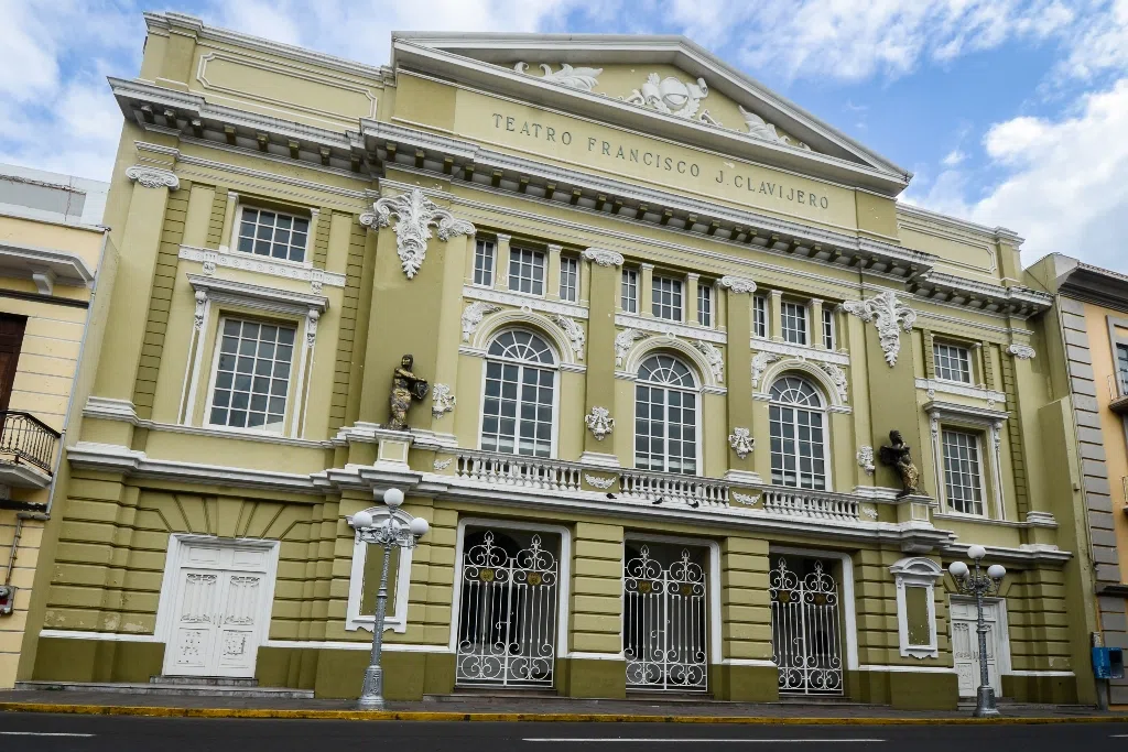 Teatro Francisco Javier Clavijero