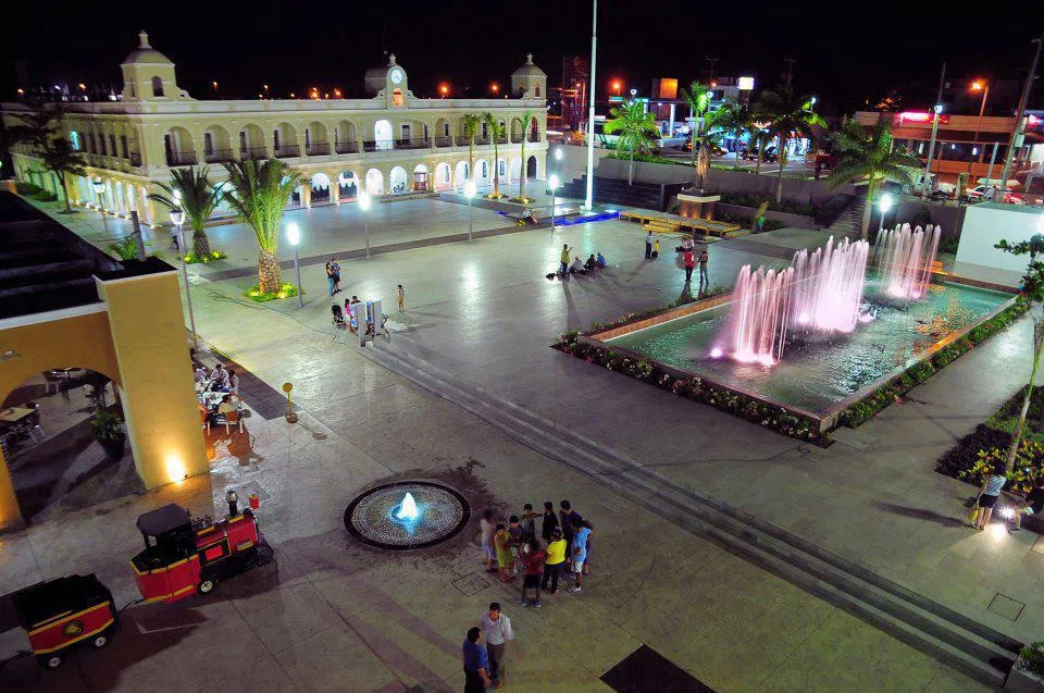 Palacio Municipal y Plaza Cívica de Boca del Río