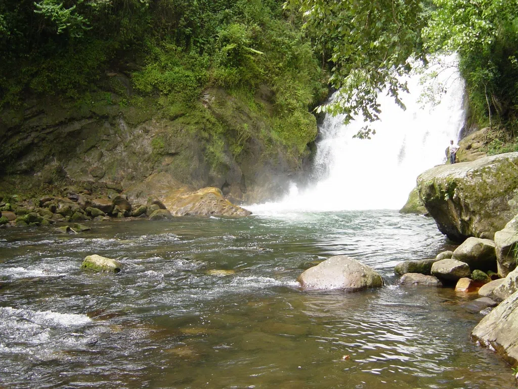 Cascada de Texolo y su entorno natural